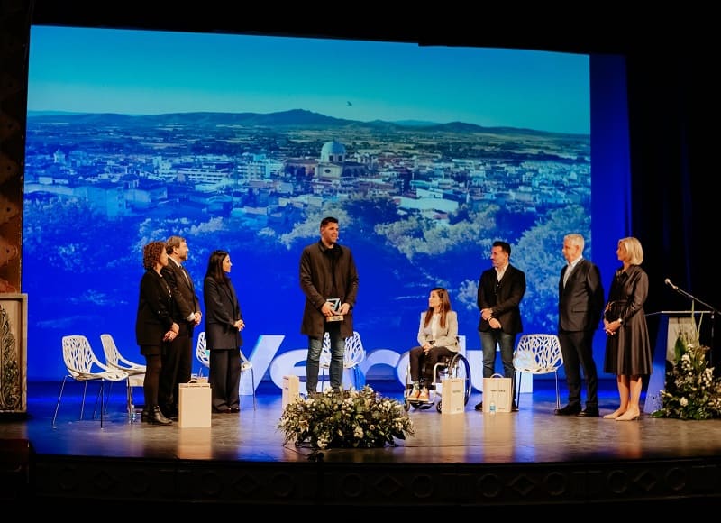 Compromiso Verdu Felipe reyes